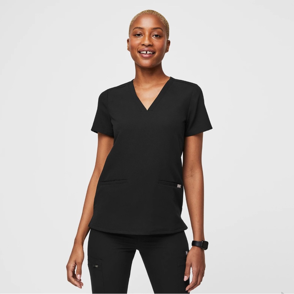 Figs Black Casma Three-Pocket Scrub Top